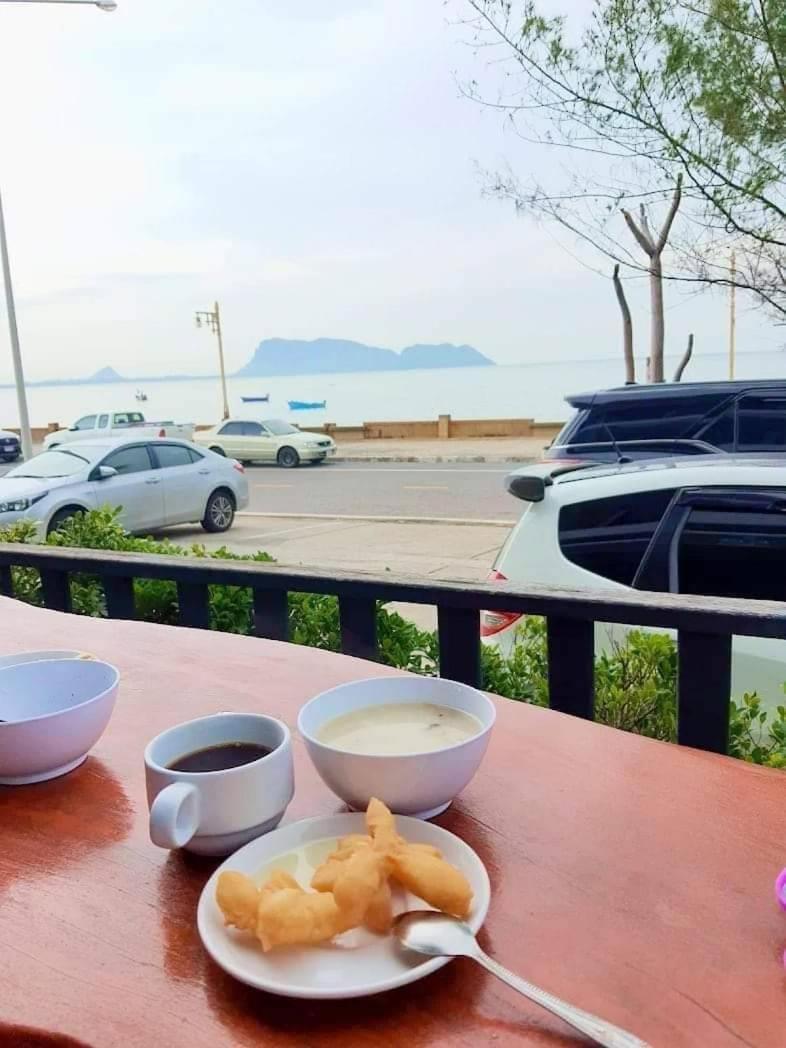 Zea Zide Hotel Prachuap Khiri Khan Exteriör bild