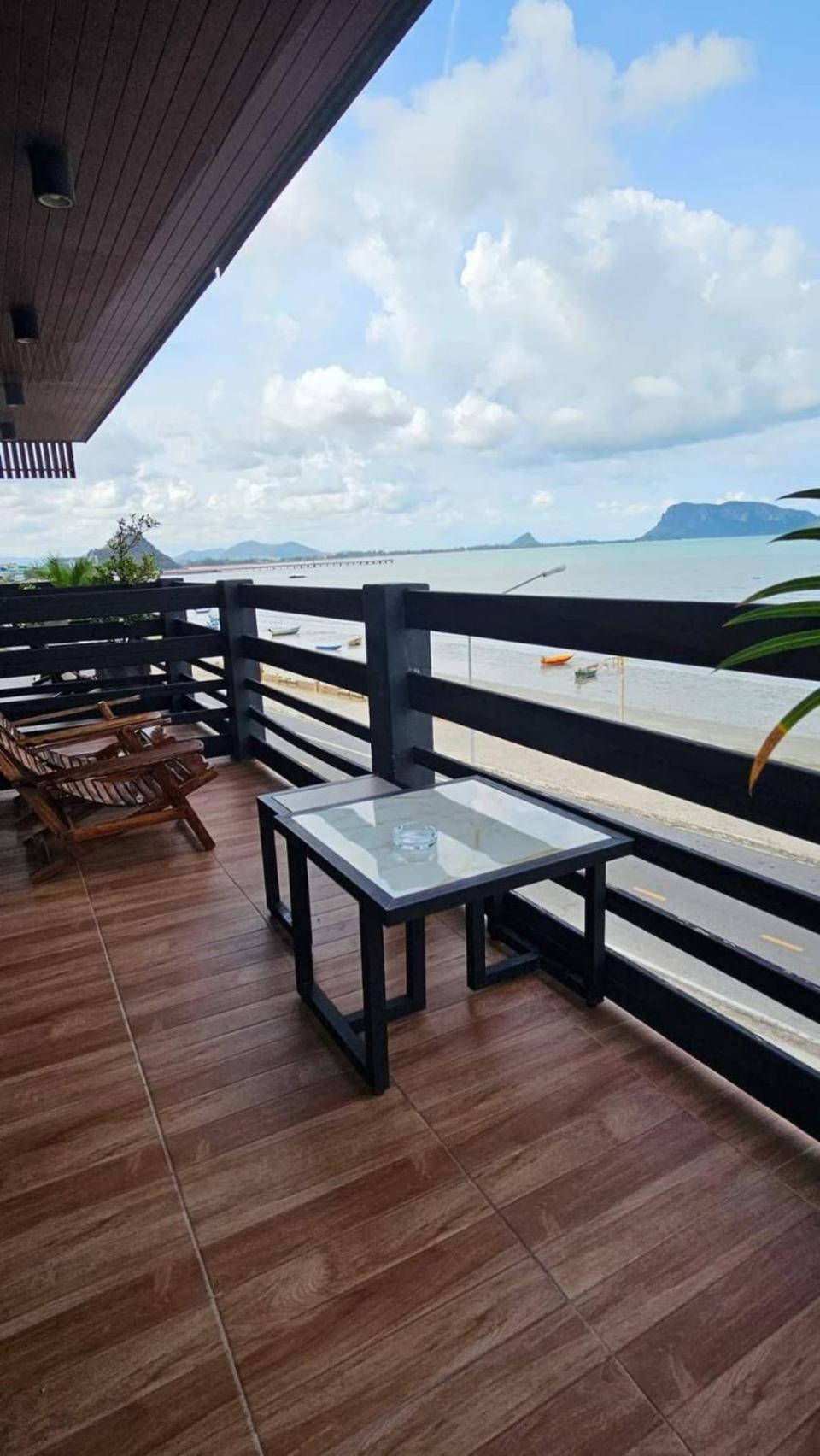 Zea Zide Hotel Prachuap Khiri Khan Exteriör bild