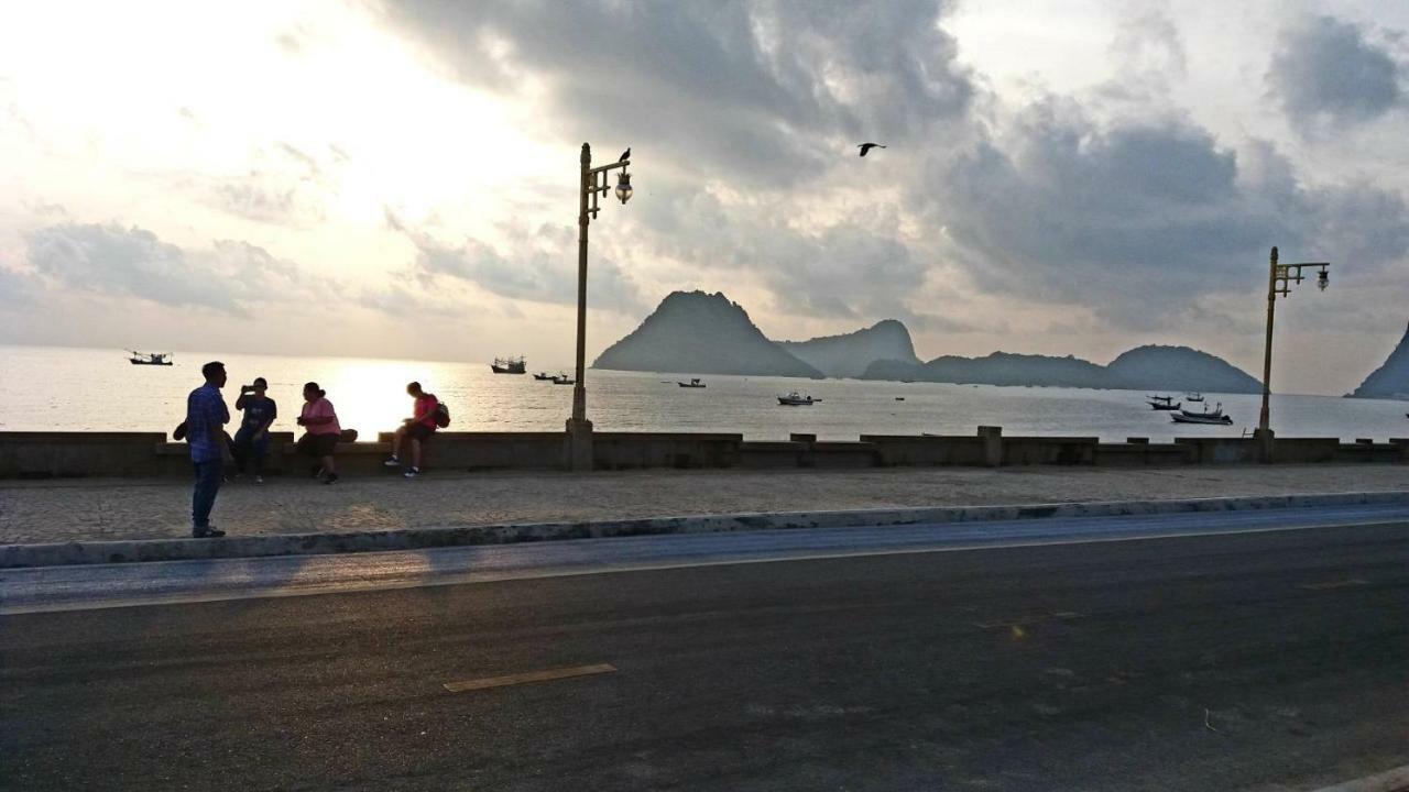 Zea Zide Hotel Prachuap Khiri Khan Exteriör bild